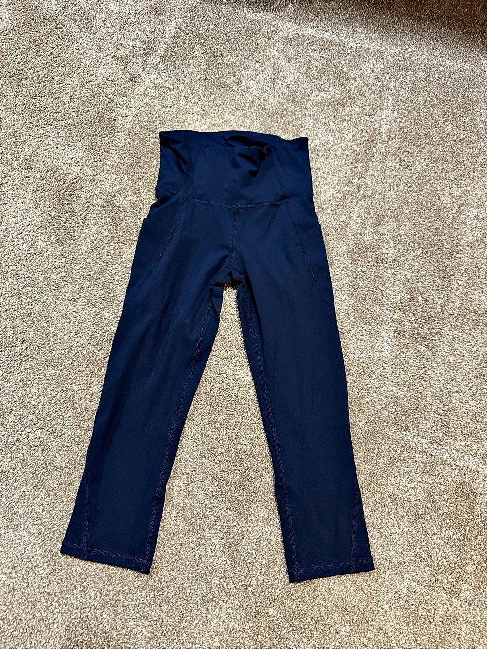 NWOT Xersion Anti-Odor Capri Leggings Blue Small